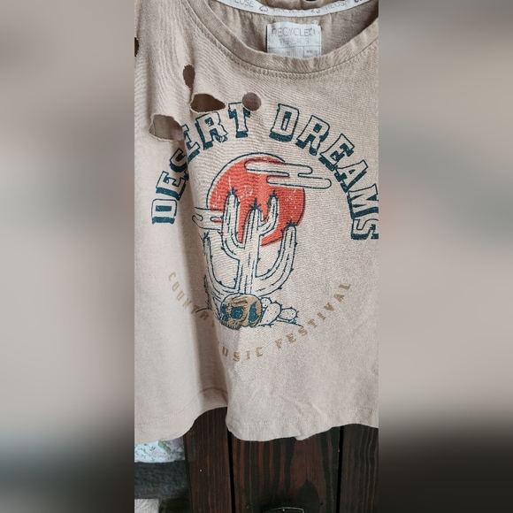 Recycled Threads Beige Graphic Tank - Picture 4 of 5